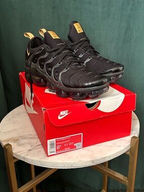 Nike Men’s VaporMax Plus Black with Gold Logo